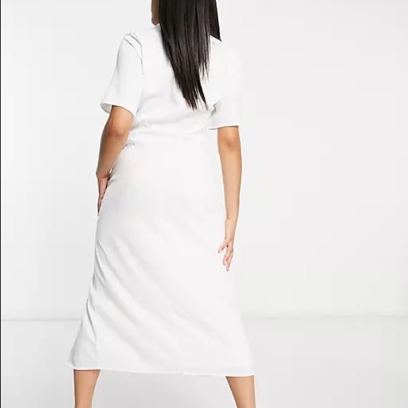 Missguided Shortsleeve Button Midi - New Without Tags - US12 - Picture 2 of 4